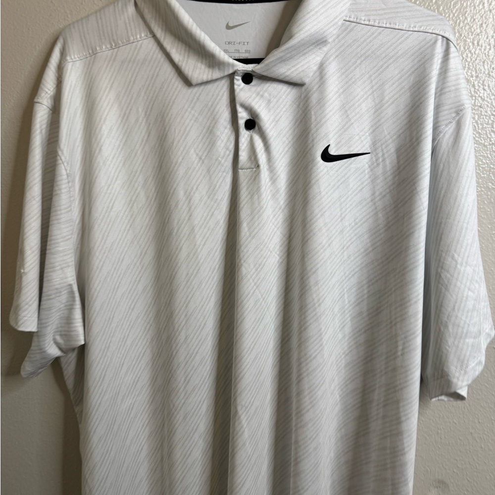 Nike Men's Light Gray Polo Shirt